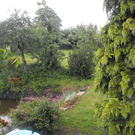 Domaine De La Madeleine Frühstückspension Ygrande