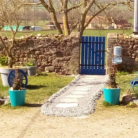 Domaine De La Madeleine Frühstückspension Ygrande