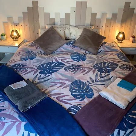 Domaine De La Madeleine Bed & Breakfast